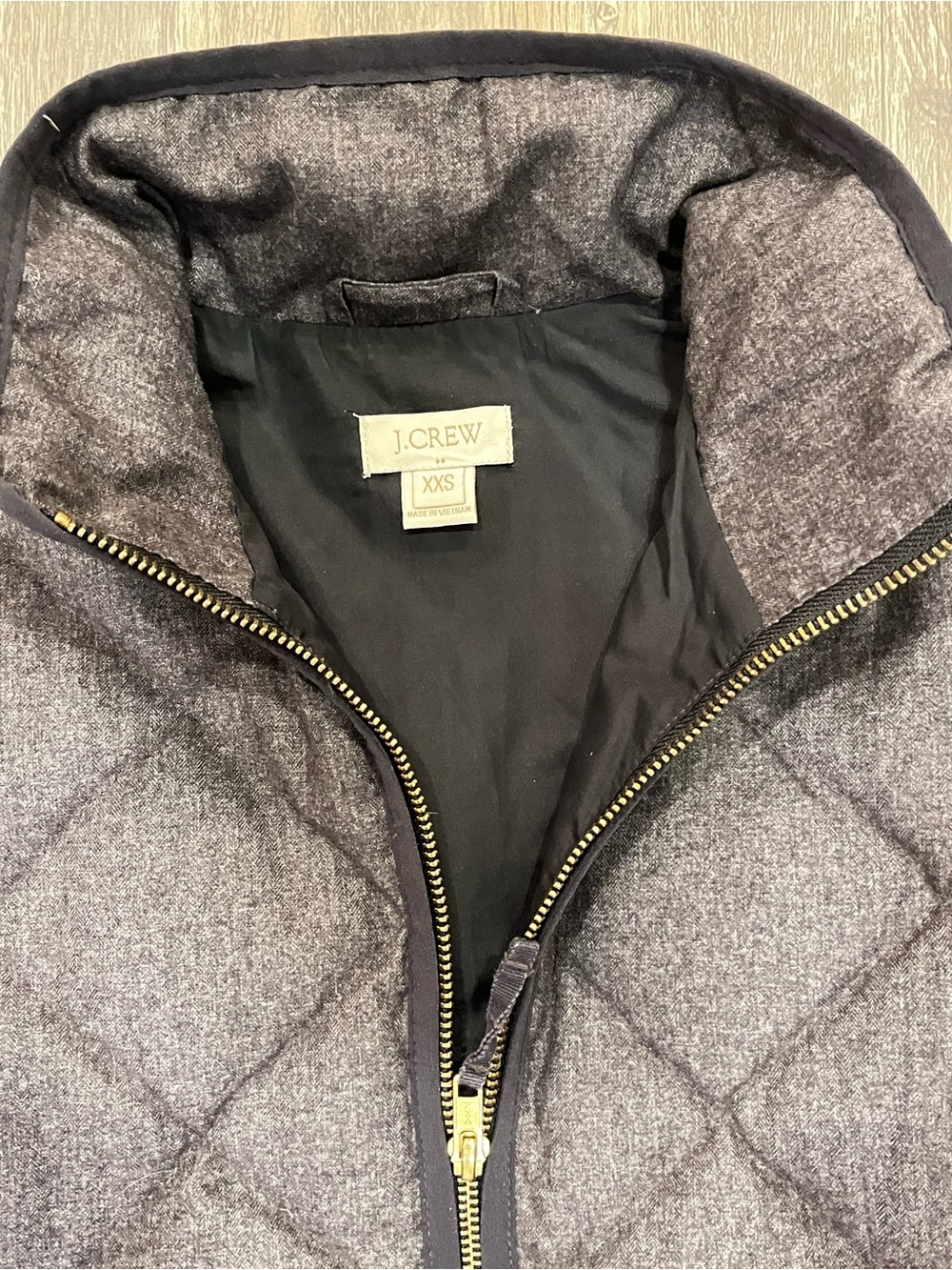 J.Crew Quilted Puffer Vest Women XXS Charcoal Gray Gold Zip High - Picture 5 of 7